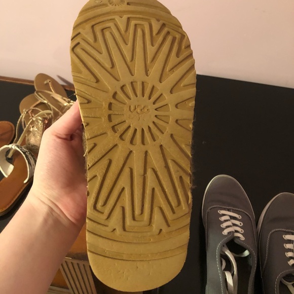 🔥🔥CLEARANCE SALE!!Uggs tall 3 button boot for women - Picture 8 of 8